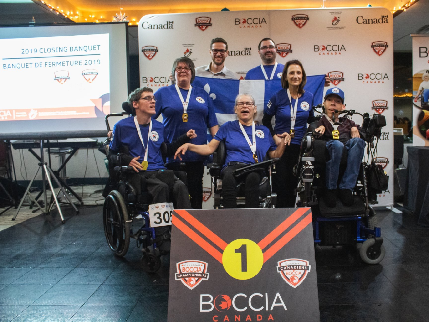 Quebec boccia team celebrating their wins at 2019 Canadian Boccia Championships | L'équipe de boccia du Québec célèbre ses victoires aux Championnats canadiens de boccia 2019