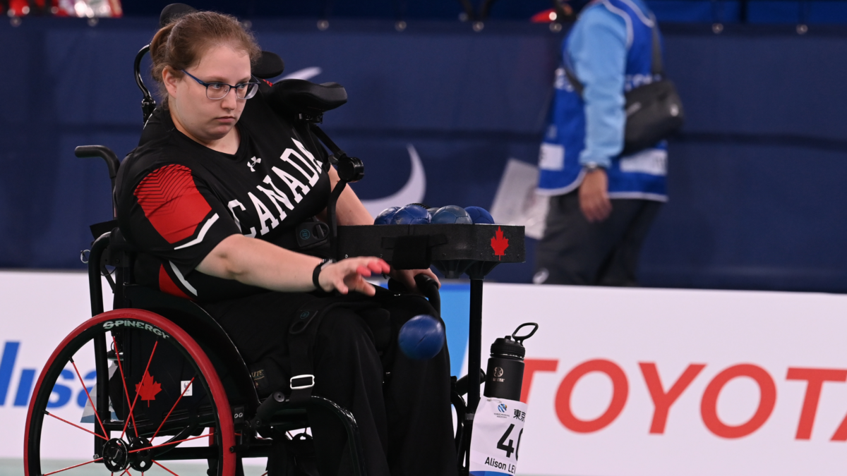 Alison Levine competing at Tokyo Paralympic Games | Alison Levine participe aux Jeux paralympiques de Tokyo