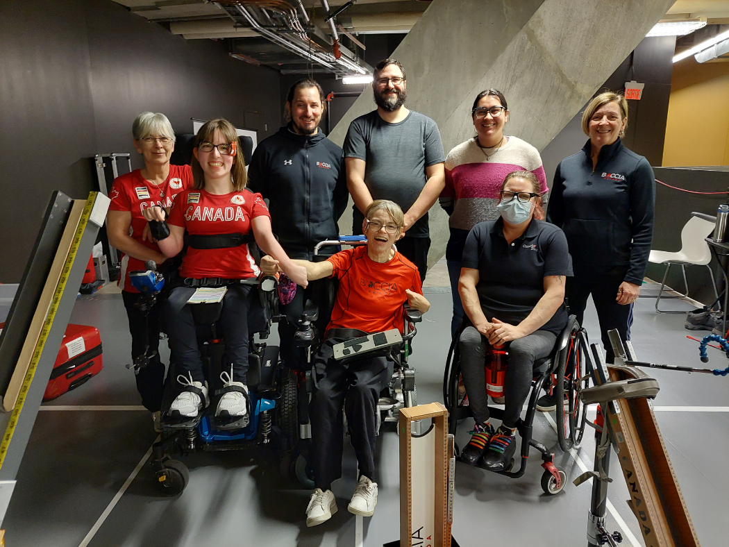 Monique Camirand, Tiffany Gaudette and Adriana Guzman spent time at the INSQ with Boccia Canada’s High-Performance Team | Monique Camirand, Tiffany Gaudette et Adriana Guzman ont passé du temps à l'INSQ avec l'équipe de haute performance de Boccia Canada